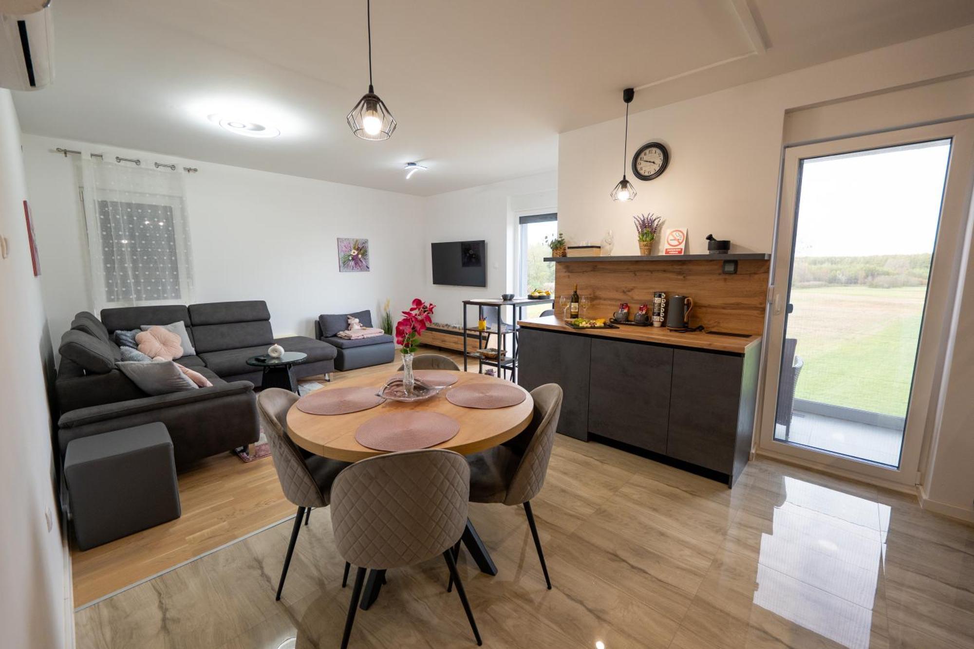 Ðurđevac Apartment Nebo מראה חיצוני תמונה